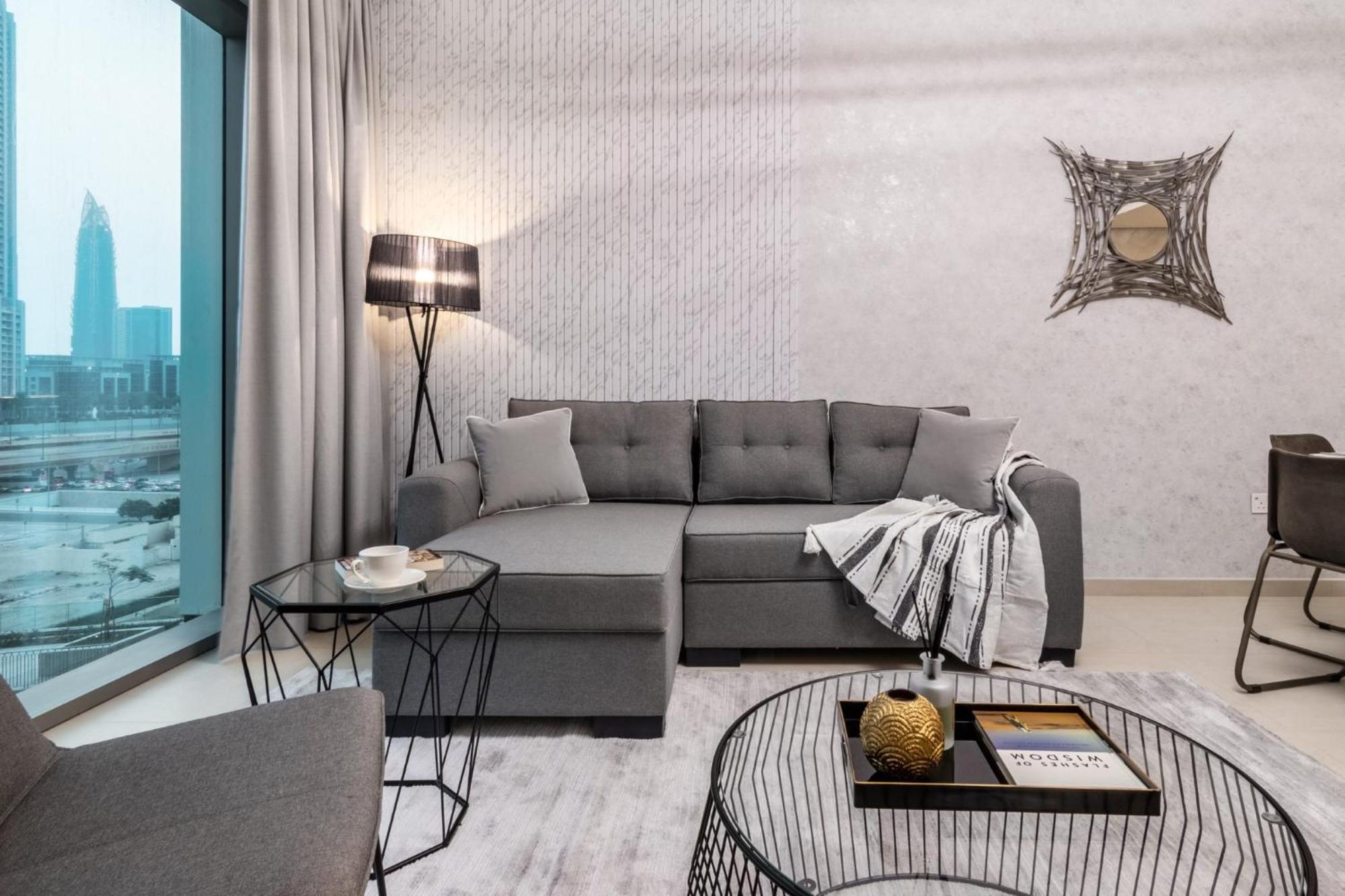 Apartment Mall Connection - Burj Views - Turf Balcony Dubai