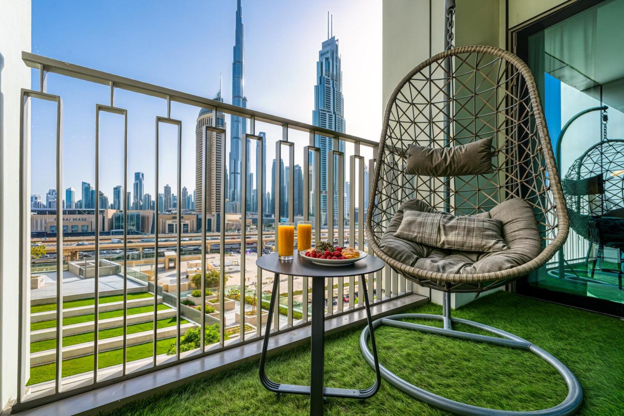 Mall Connection - Burj Views - Turf Balcony Dubai