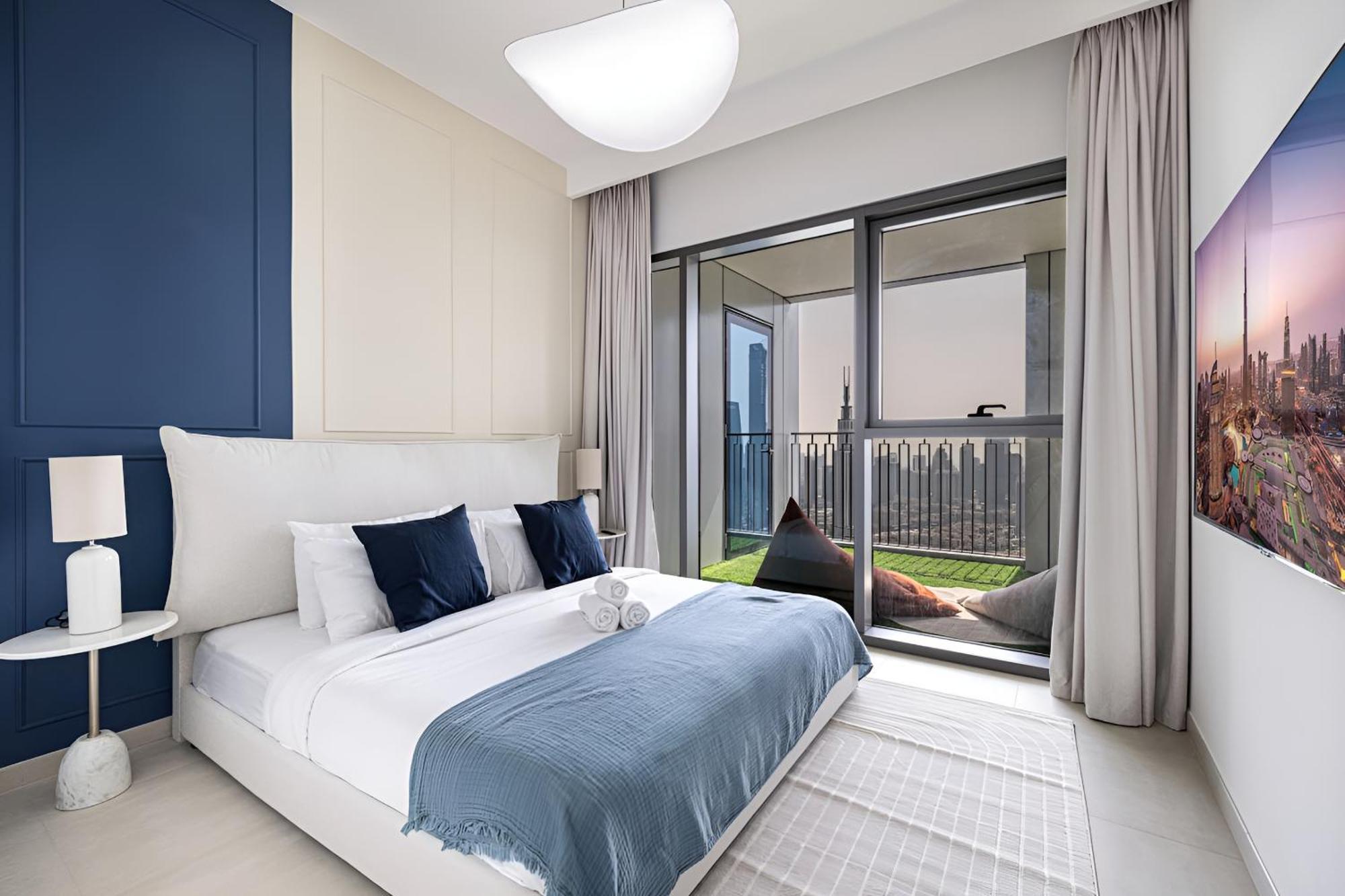 Apartment Mall Connection - Burj Views - Turf Balcony Dubai