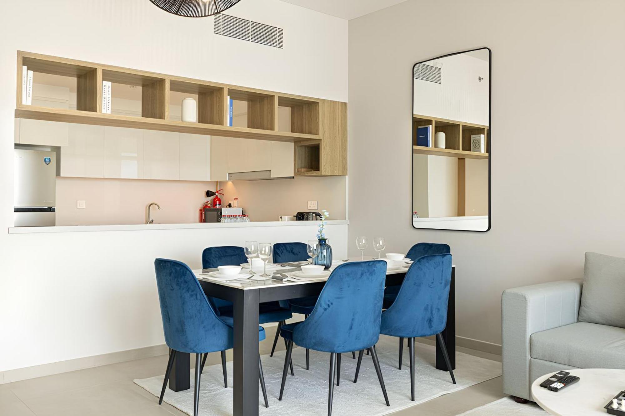 Mall Connection - Burj Views - Turf Balcony Apartment Dubai