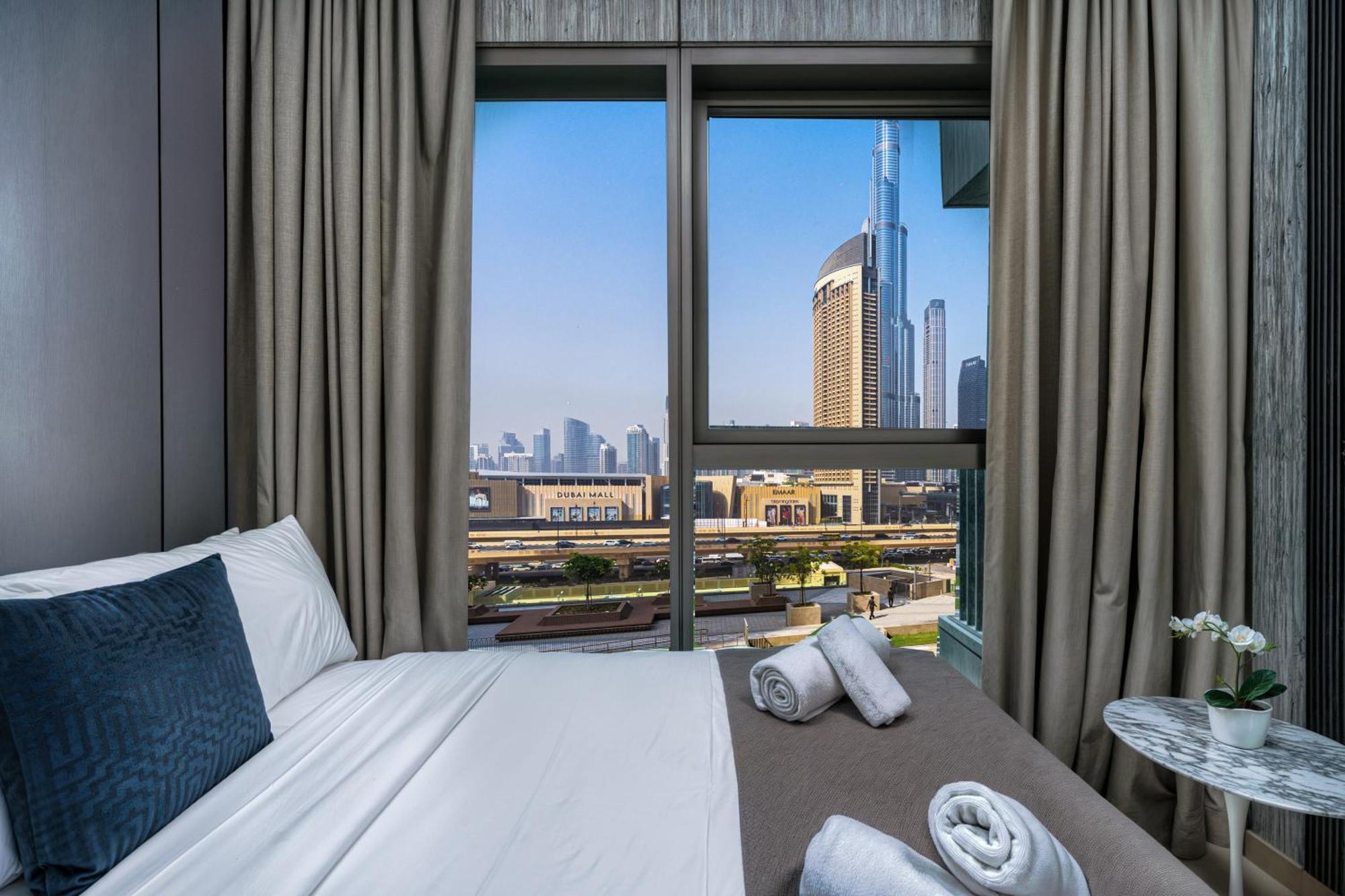 Mall Connection - Burj Views - Turf Balcony Apartment Dubai